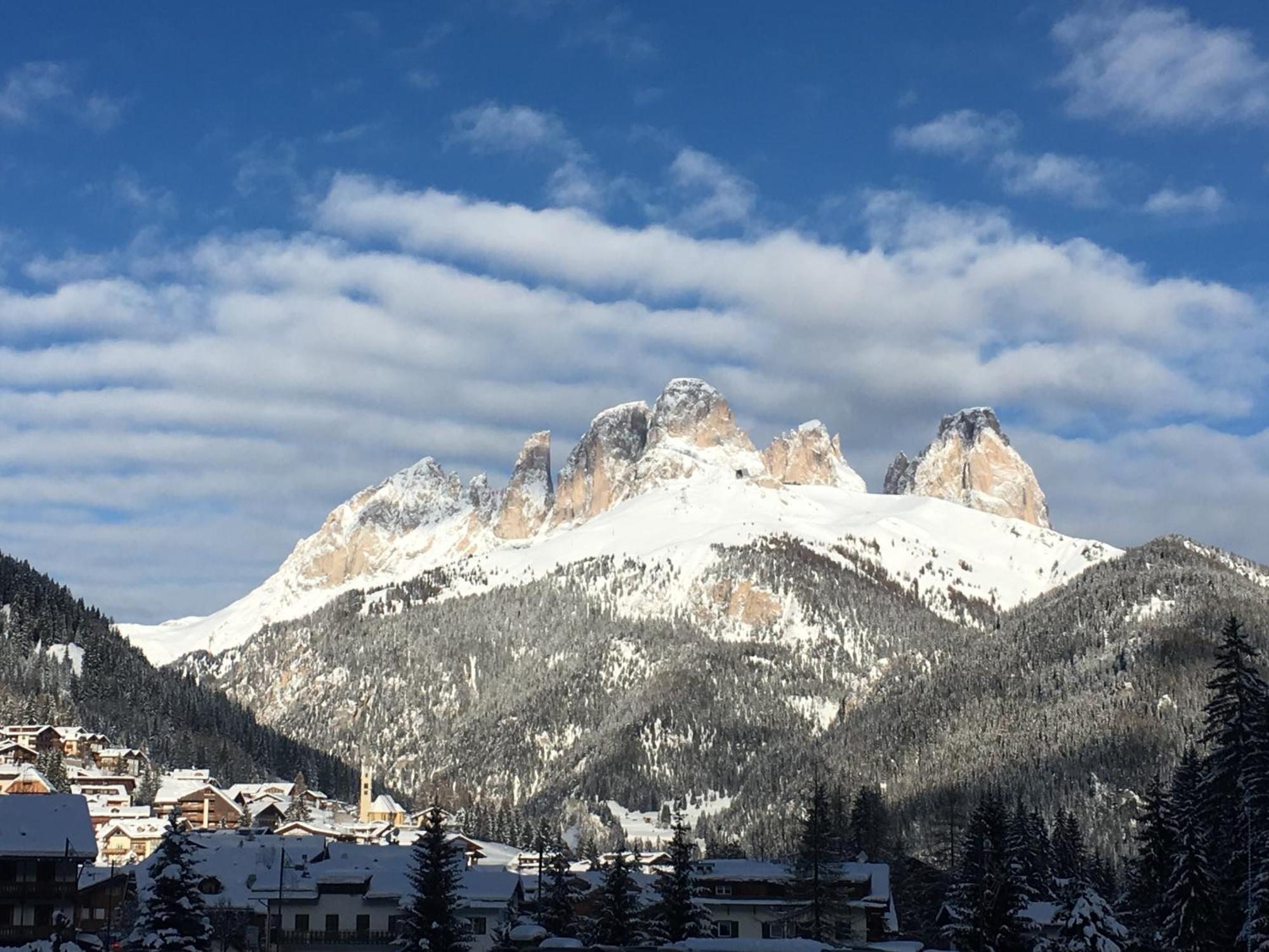 Ad Alba Di Canazei Una Finestra Sulla Marmolada Eksteriør billede